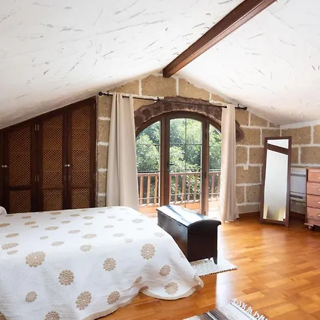 Live Vinedo With Beautiful Garden Holiday home *